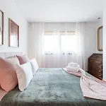 Family Retreat In Gaia بيت للعطل